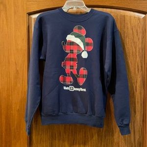 DISNEY PARKS WORLD Mickey Mouse Navy Red Christmas Crewneck Sweatshirt S